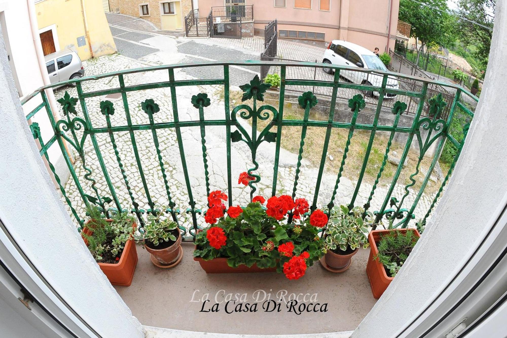 La Casa Di Rocca Apartment Castel Di Sangro Exterior photo